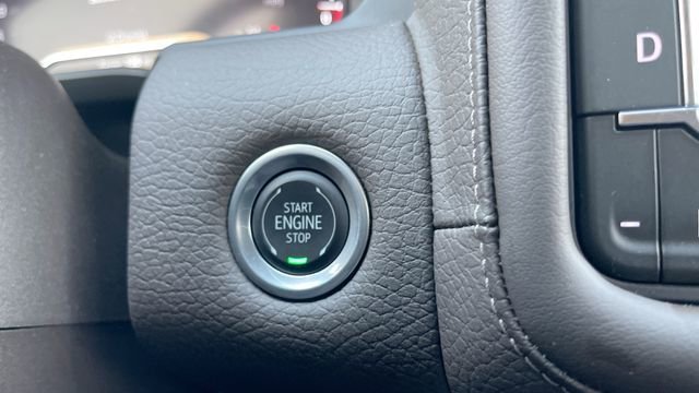 2024 GMC YUKON - Image 16