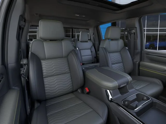 2026 Chevrolet Silverado 2500 HD ZR2 - Photo 16