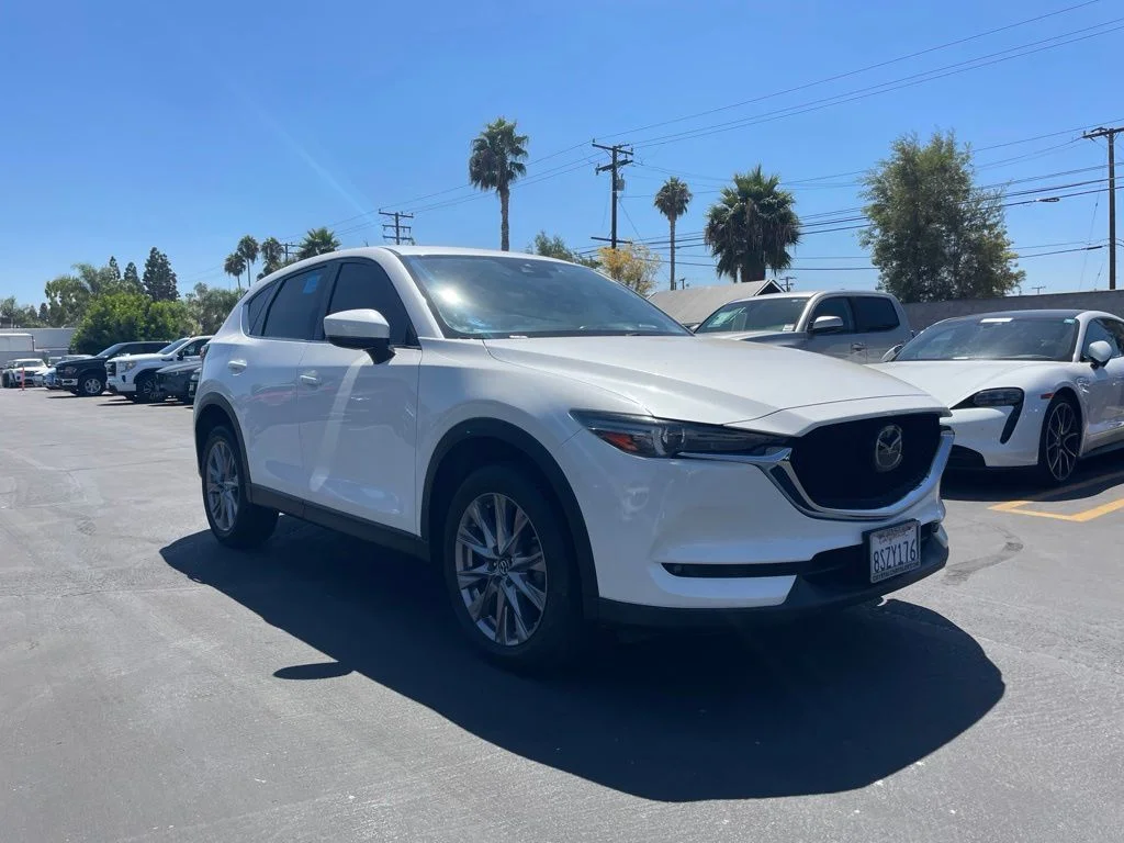 Used 2020 Snowflake White Pearl Mazda Grand Touring image 1