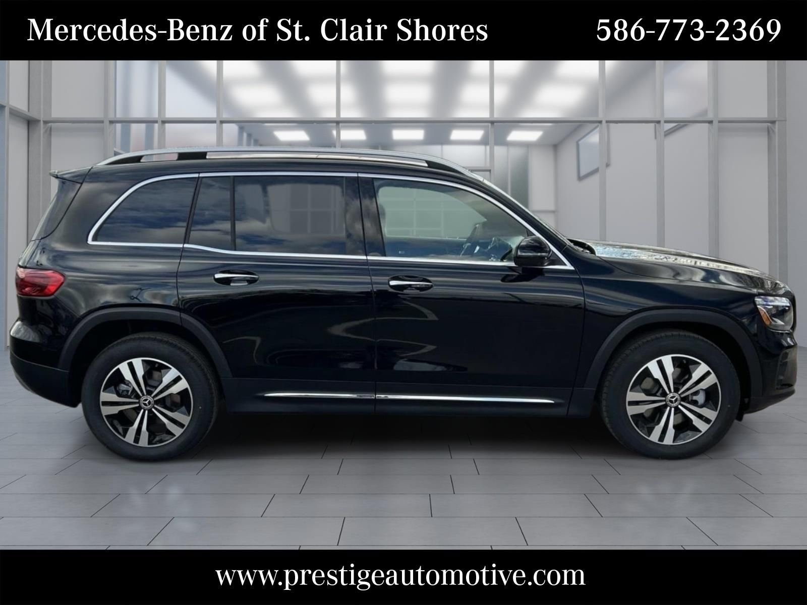 Used 2026 Black Mercedes-Benz GLB 250 image 7