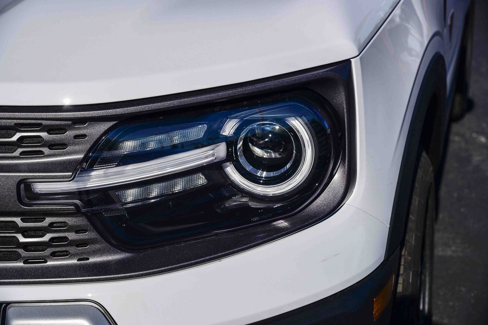 New 2025 Oxford White Ford Badlands® image 10