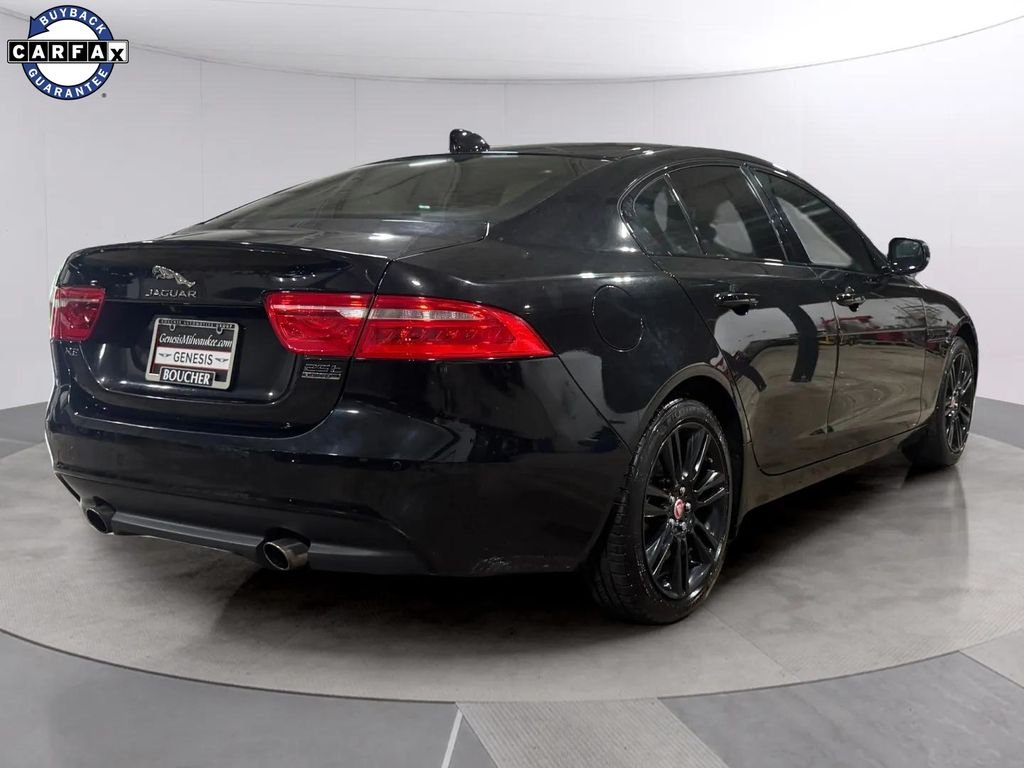Used 2019  Jaguar 25t Prestige image 3