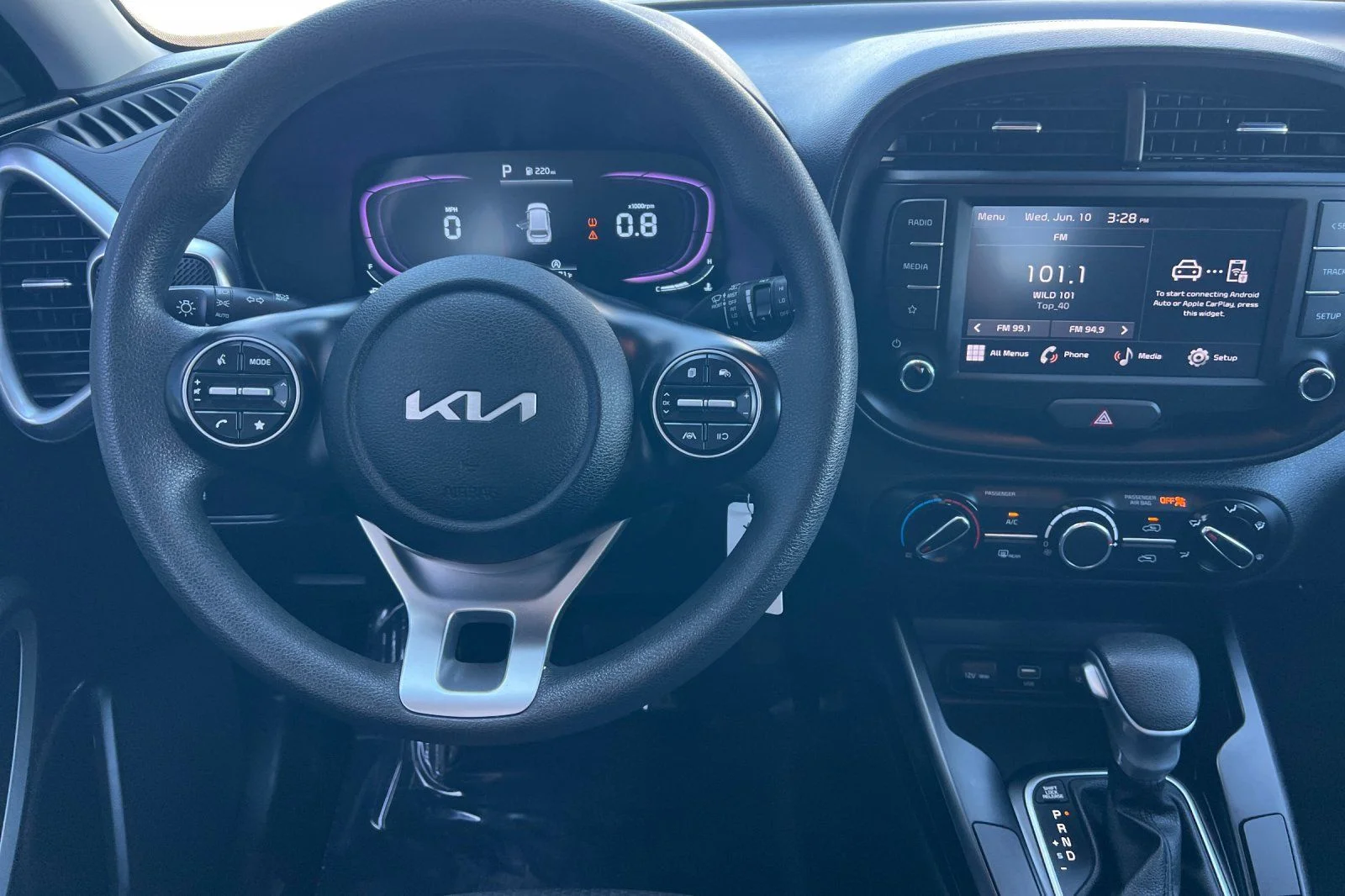 2025 Kia Soul LX - Photo 11