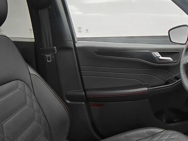 Used 2024 Gray Ford ST-Line Elite image 34