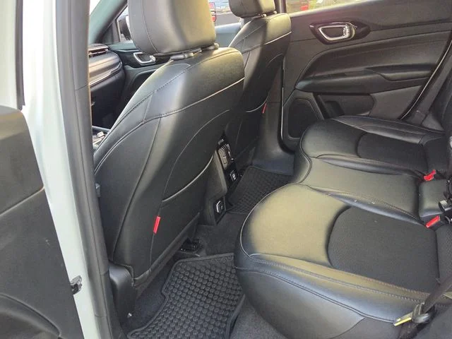 Used 2024 White Jeep Trailhawk image 8