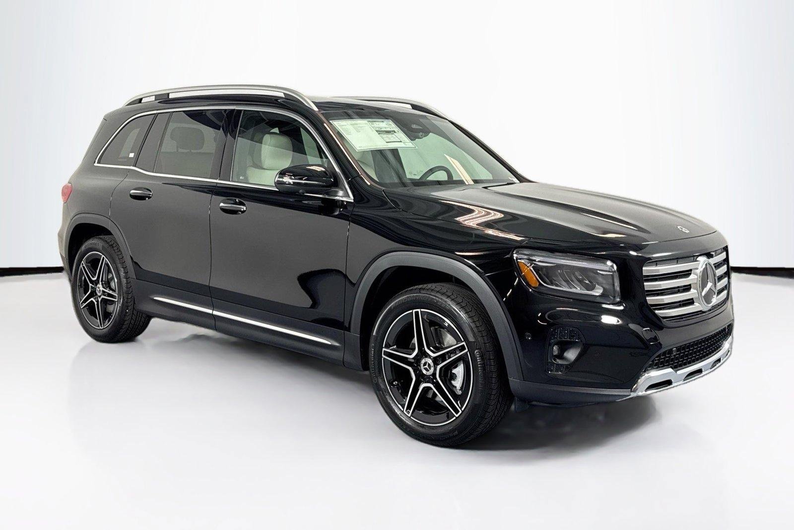 New 2026 Night Black Mercedes-Benz GLB 250 image 3