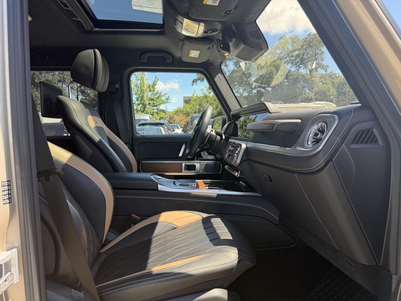 Certified Used 2025 MANUFAKTUR Desert Silver metallic Mercedes-Benz AMG® G 63 image 30