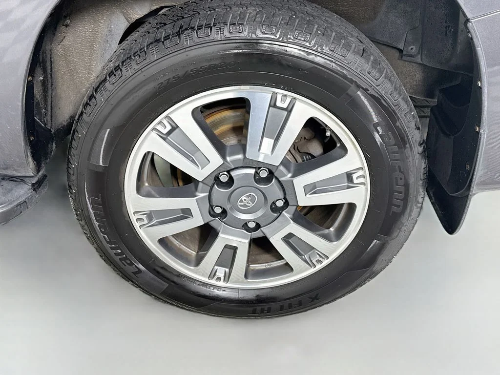 Used 2011 Magnetic Gray Metallic Toyota Limited image 35