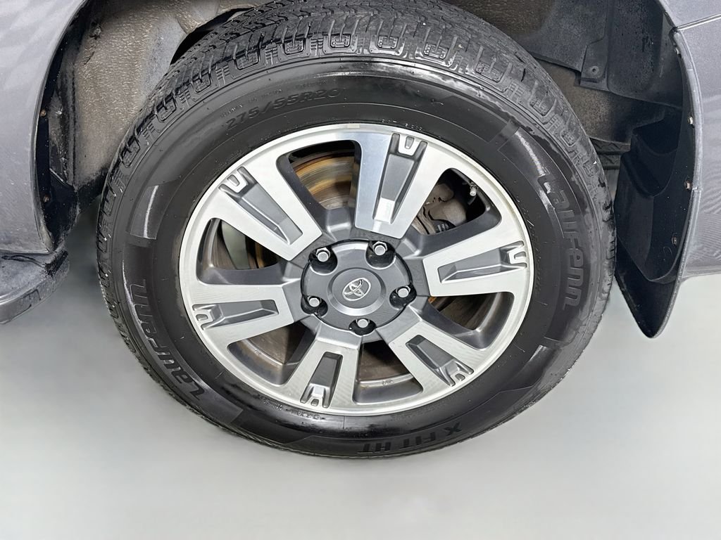 Used 2011 Gray Toyota Limited image 35