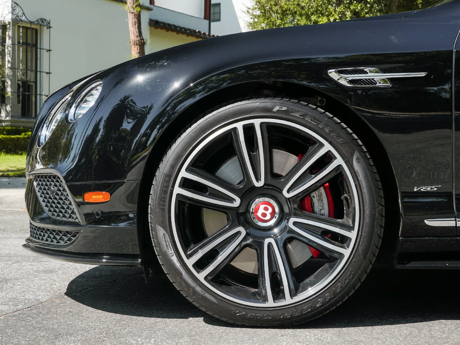 Certified Used 2017 Black Crystal Metallic Bentley V8 S image 11