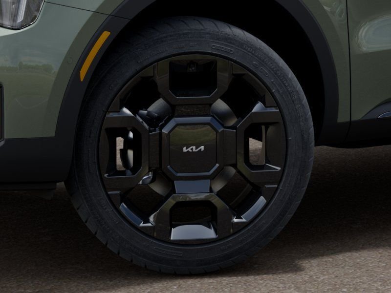 New 2026 Green Kia X-Line SX image 9