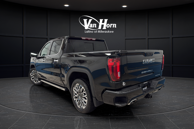 Used 2023 Onyx Black GMC Denali Ultimate image 5