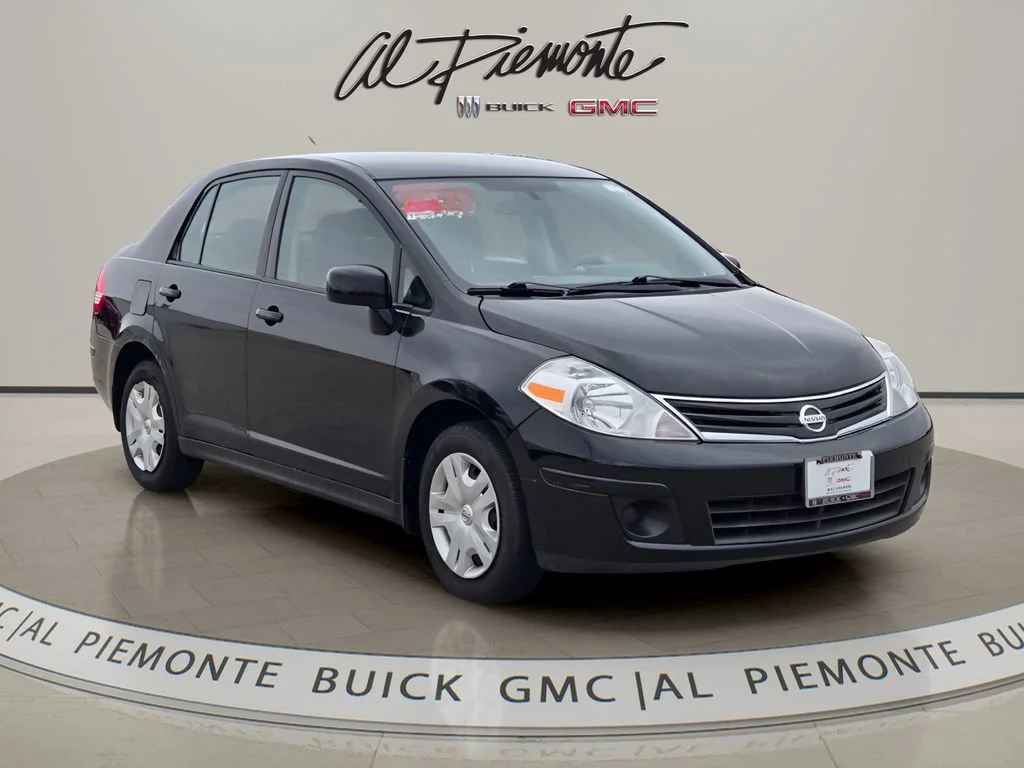 2011 Nissan Versa S