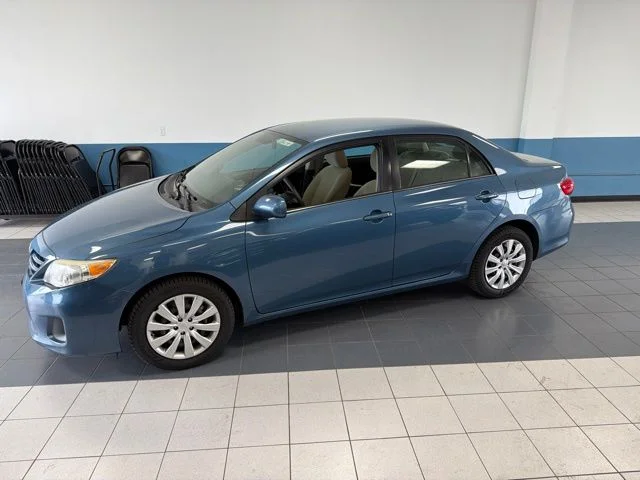 Used 2013 Toyota Corolla LE with VIN 5YFBU4EE3DP119830 for sale in Stoughton, WI