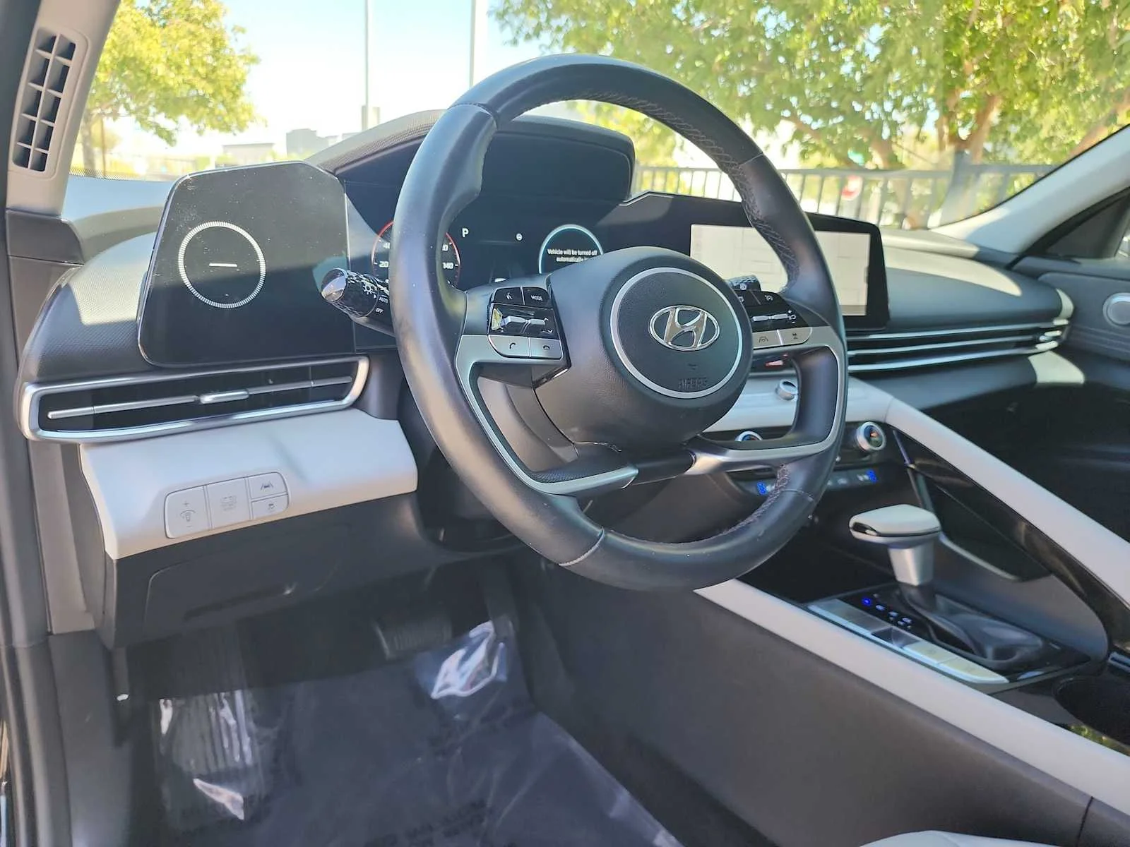 Used 2023 Onyx Black Hyundai Limited image 17