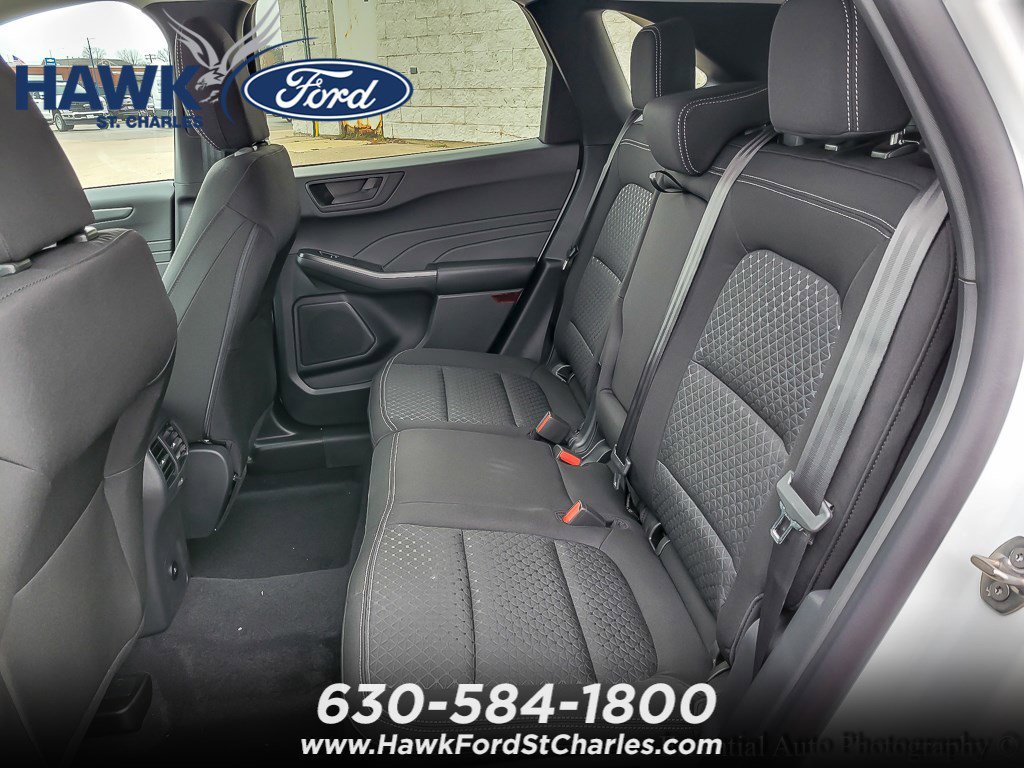 New 2026 Oxford White Ford Active® image 9