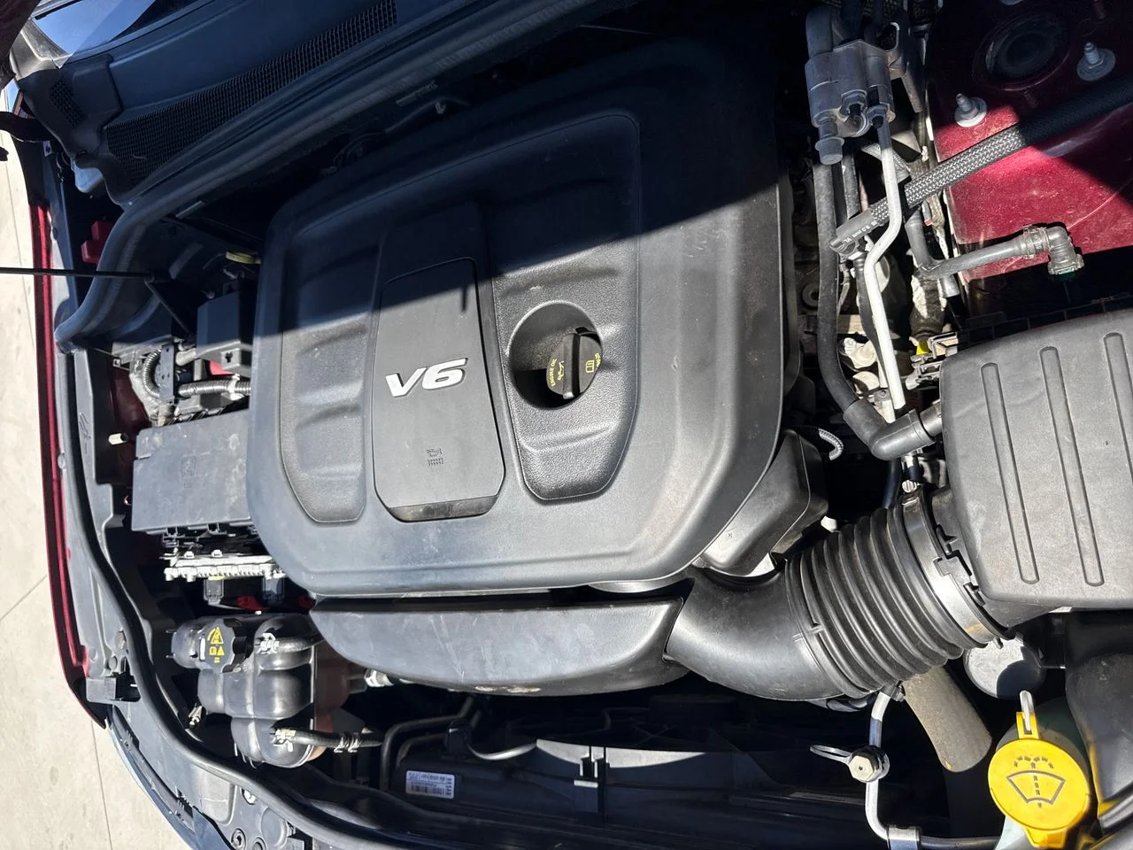 Used 2019 Red Jeep Laredo E image 37