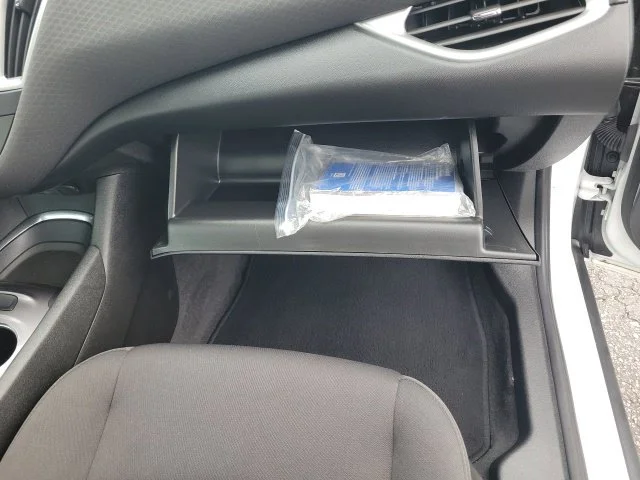 Used 2022 White Chevrolet LT image 13