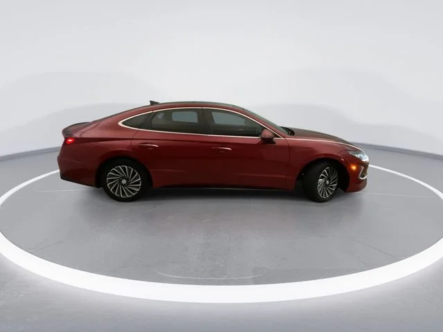 Used 2023 Red Hyundai Limited image 7