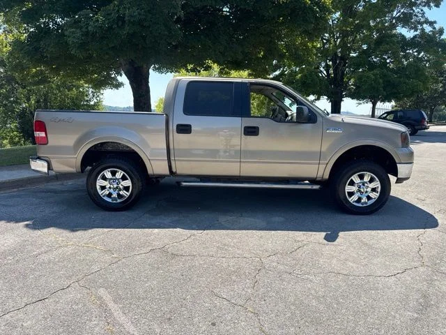 Used 2004 Beige Ford XLT image 8