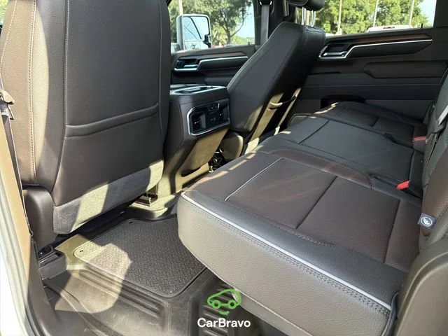 Certified Used 2025 Summit White GMC Denali image 11