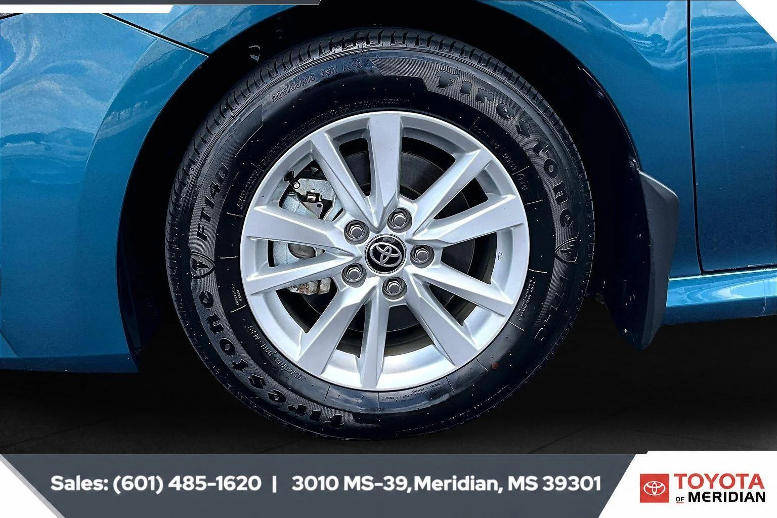 Used 2025 Ocean Gem Toyota LE image 7