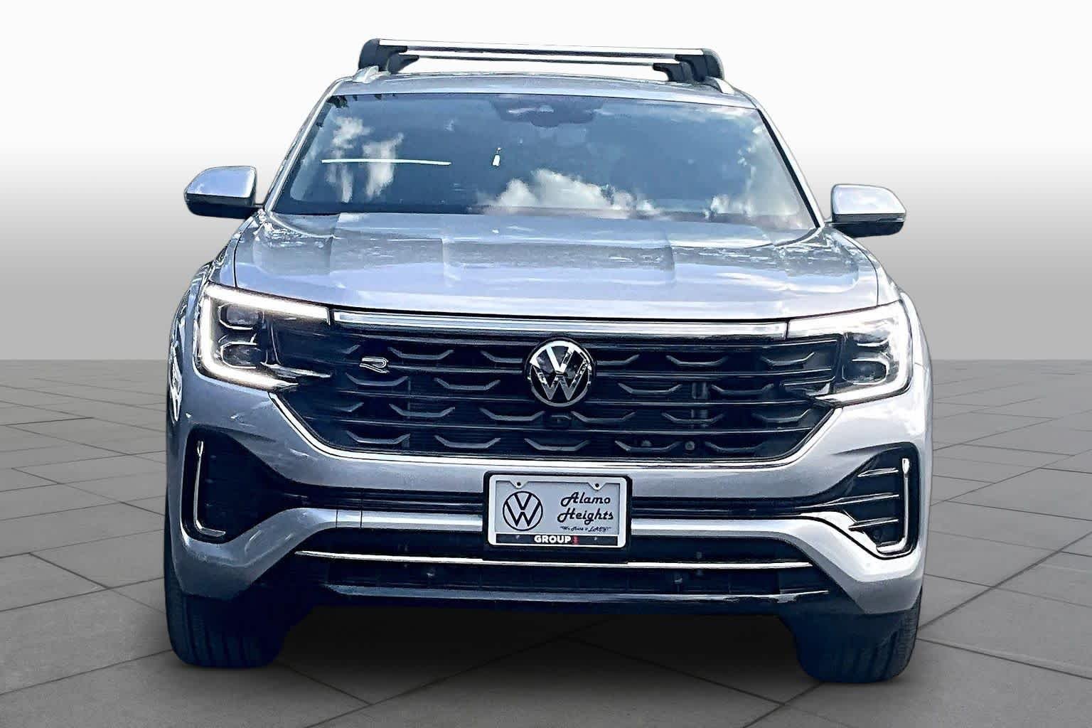 New 2026 Volkswagen Atlas Cross Sport 2.0T SEL Premium R-Line