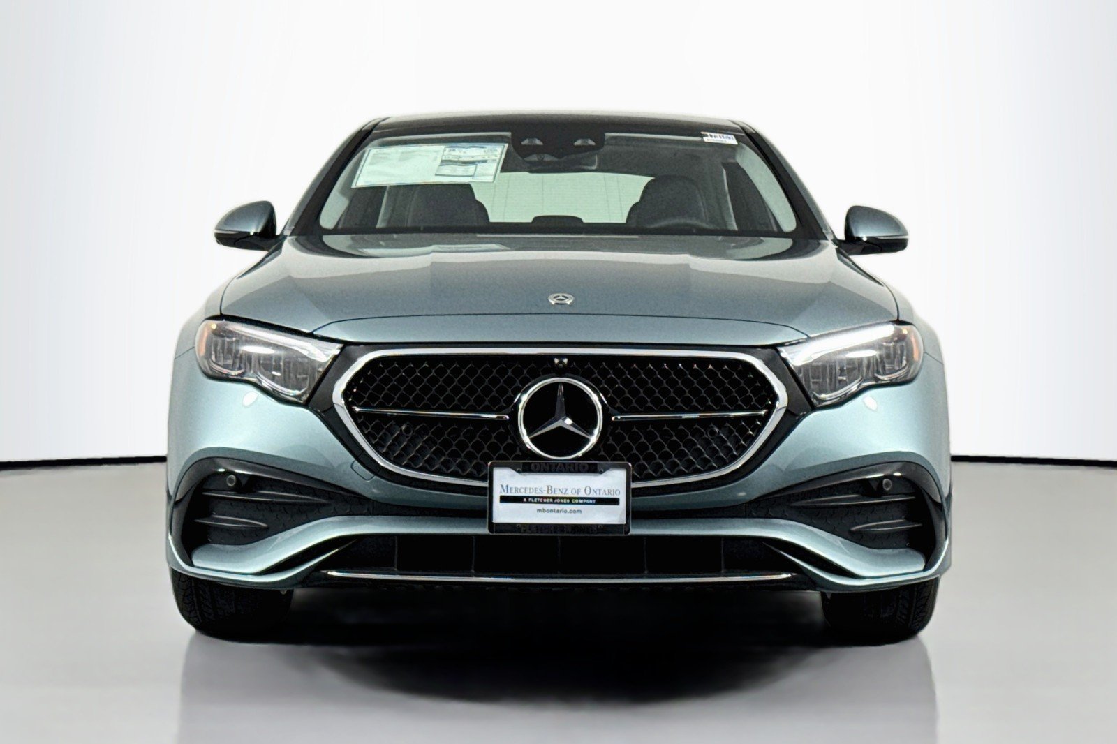 New 2026 Verde Silver Metallic Mercedes-Benz E 350 RWD Sedan image 2