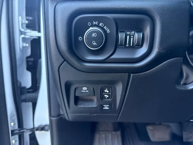 Used 2025 White Ram Laramie image 23