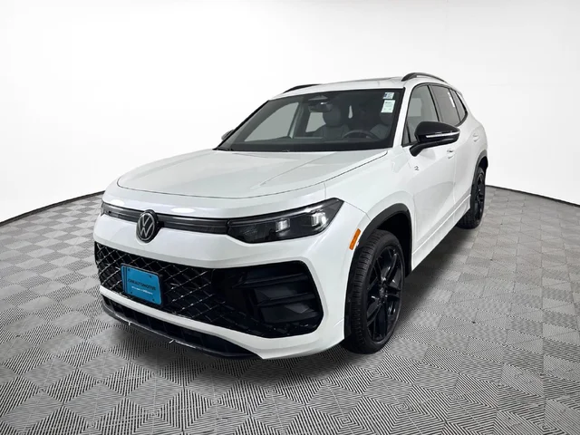 2026 Volkswagen Tiguan SE R-Line Black