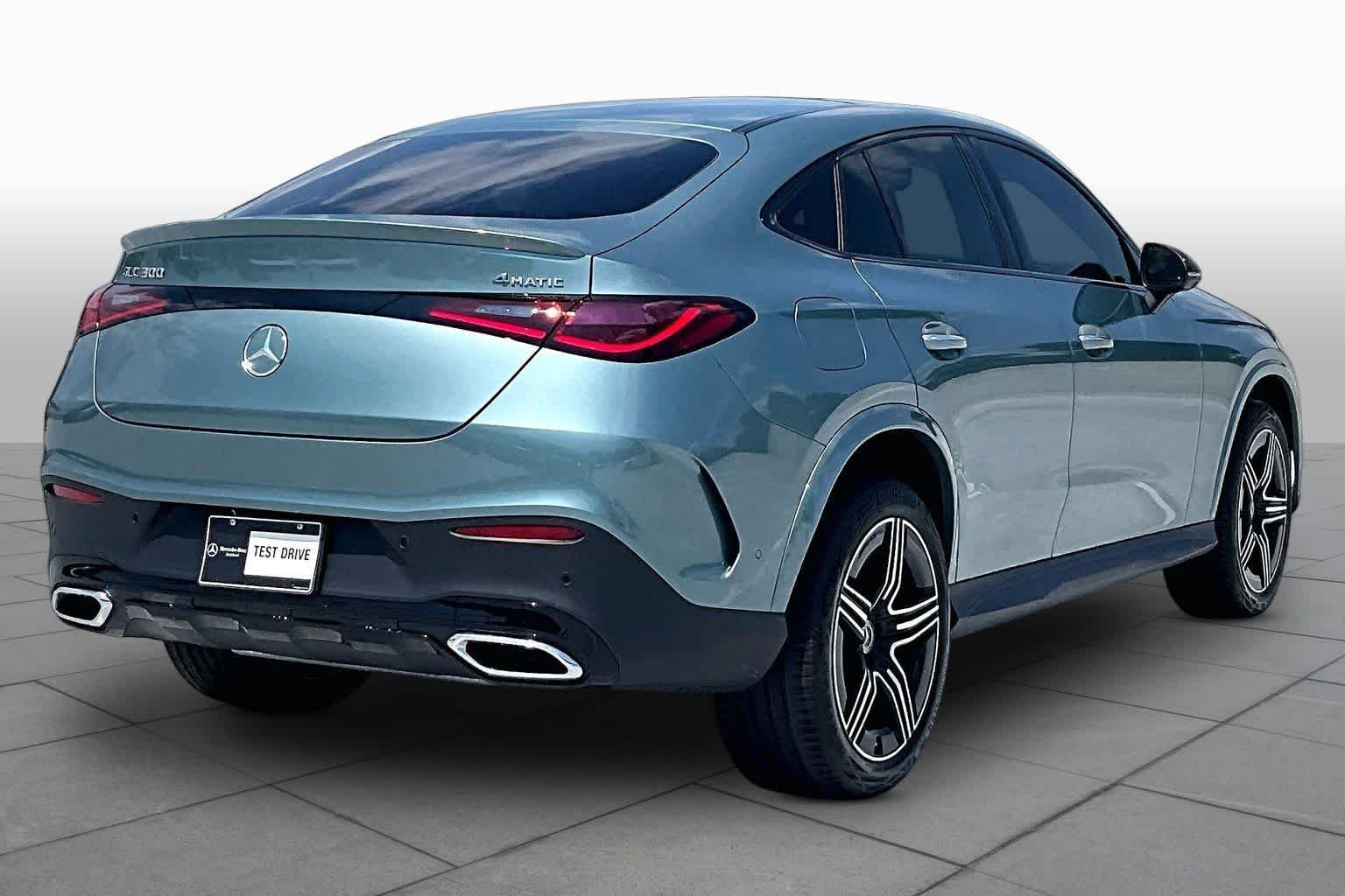Used 2026 Verde Silver Metallic Mercedes-Benz GLC 300 image 12