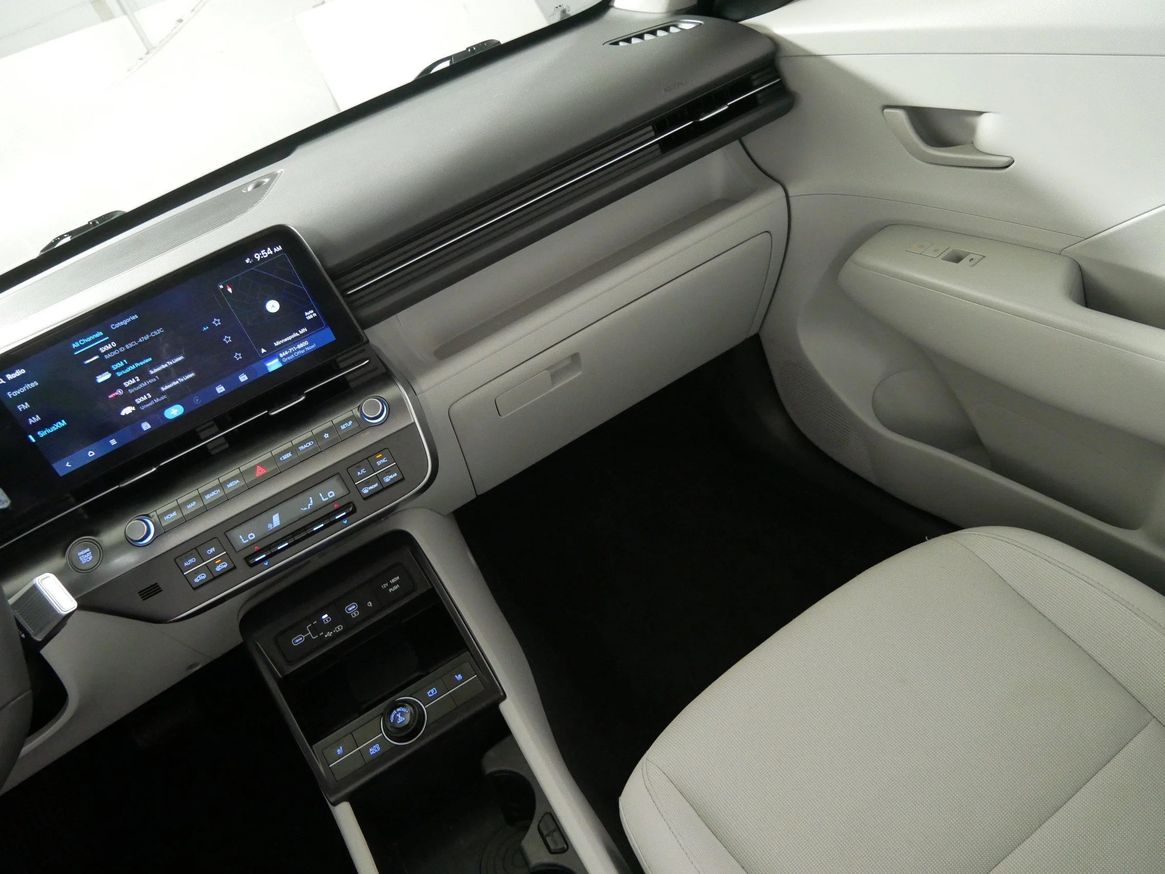 Used 2024 Mirage Green Hyundai SEL image 11