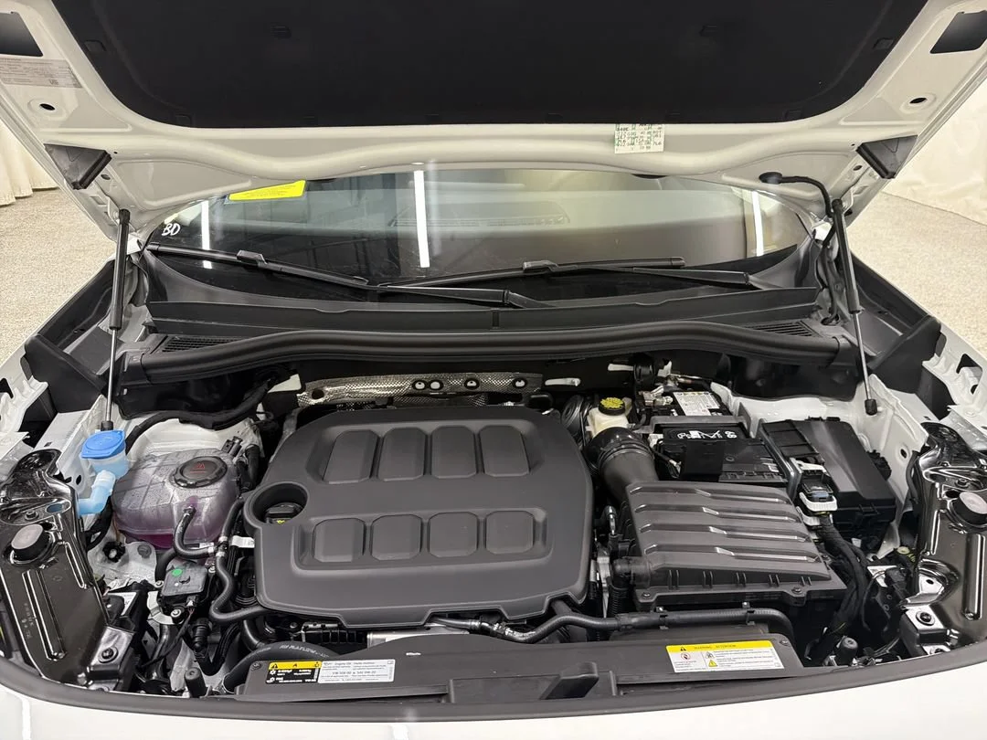 New 2026 Pure White Volkswagen SE image 11