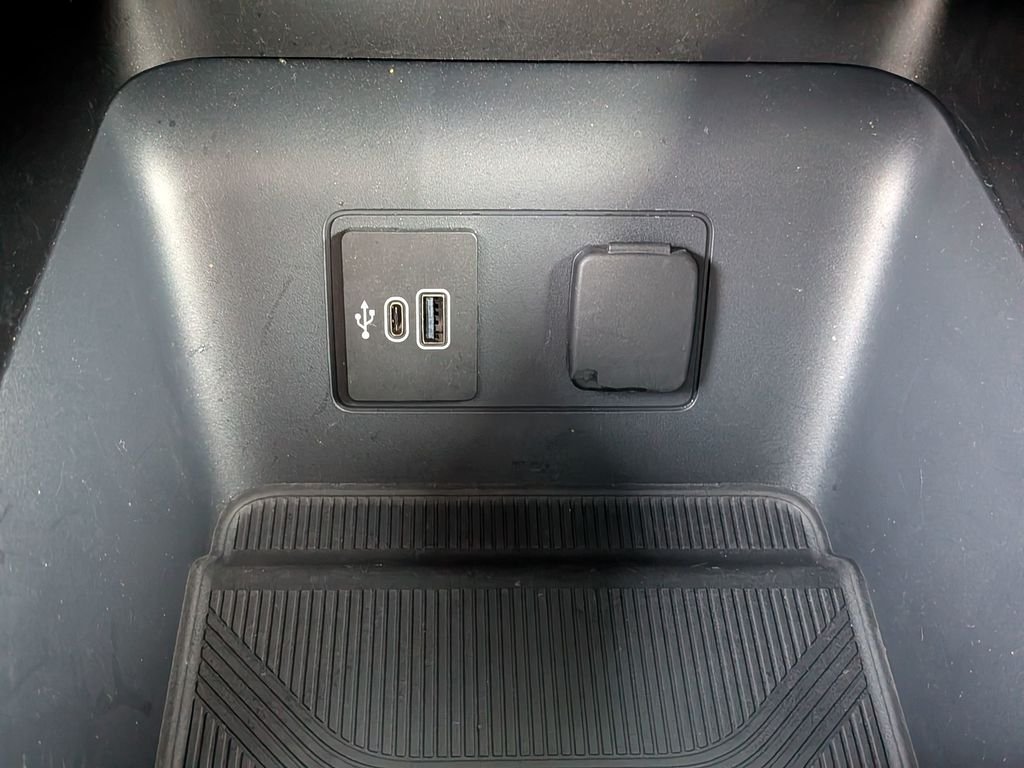 Used 2026 Gray Ford ST-Line image 34