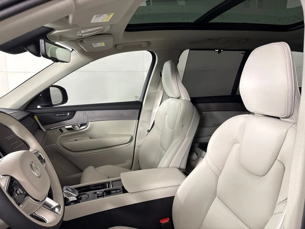 New 2026 Blue Volvo T8 Ultra image 32