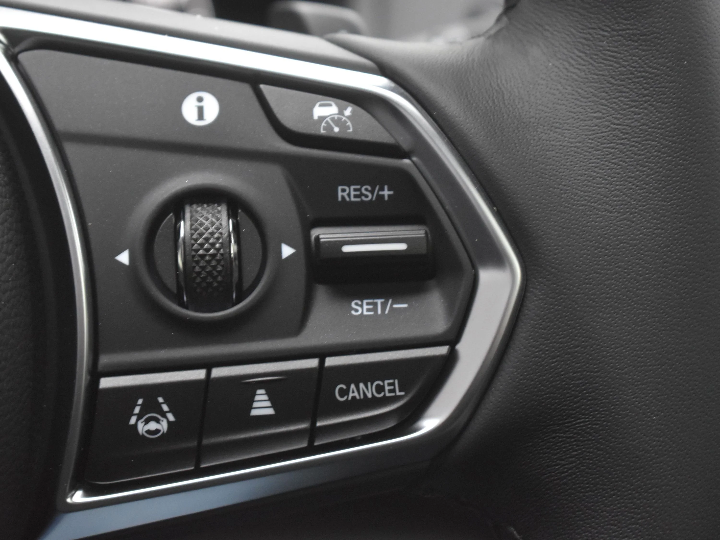 New 2026 Liquid Carbon Metallic Acura 4RDX image 11