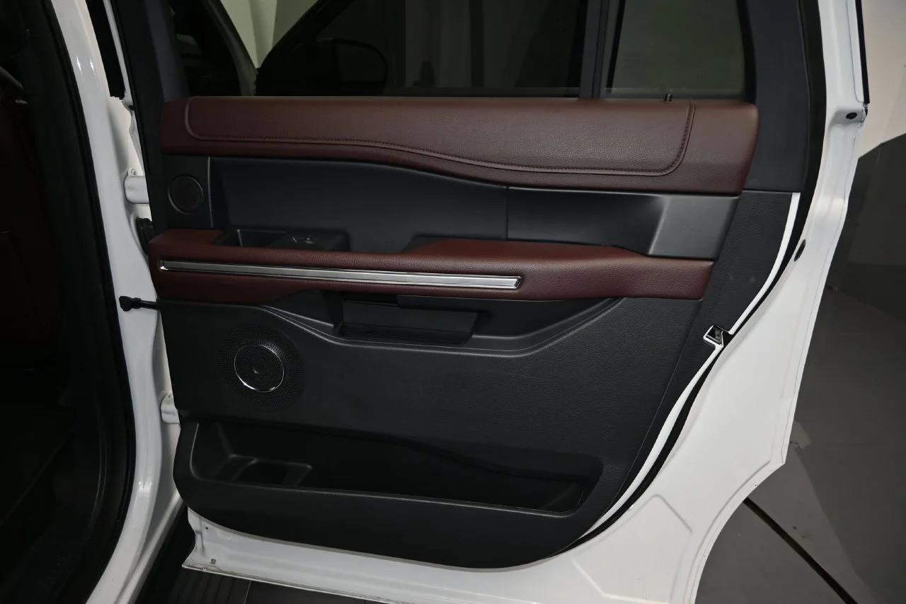 Used 2023 Oxford White Ford Limited image 13