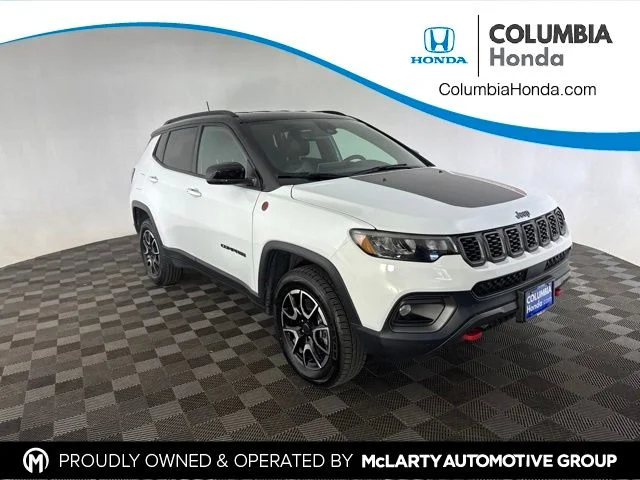 2025 Jeep Compass Trailhawk