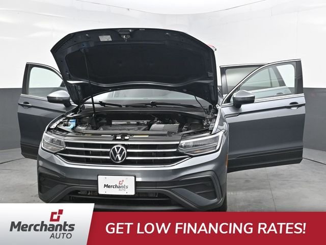 Used 2023 White Volkswagen 2.0T SE image 43