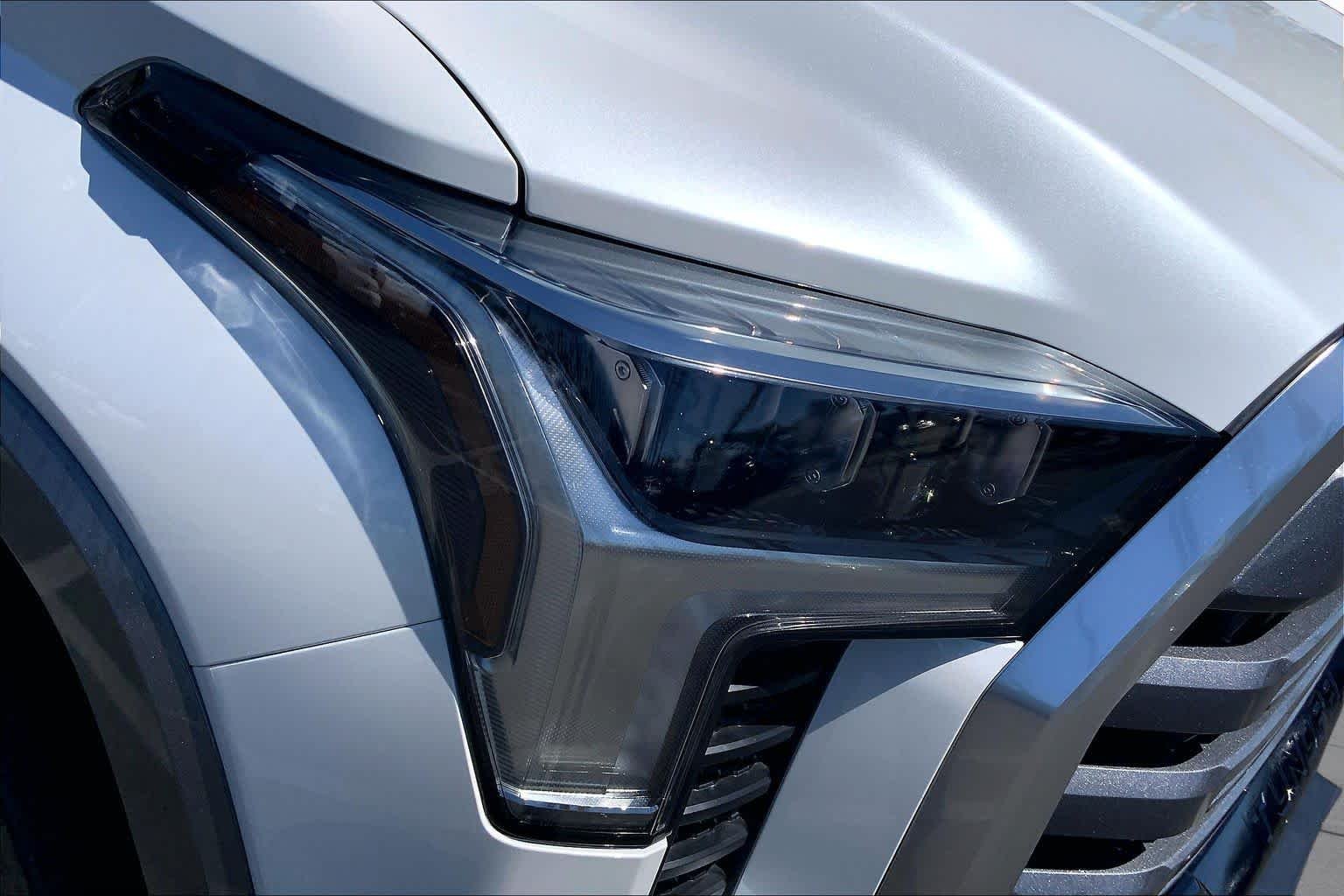 Used 2024 Wind Chill Pearl Toyota Limited image 27