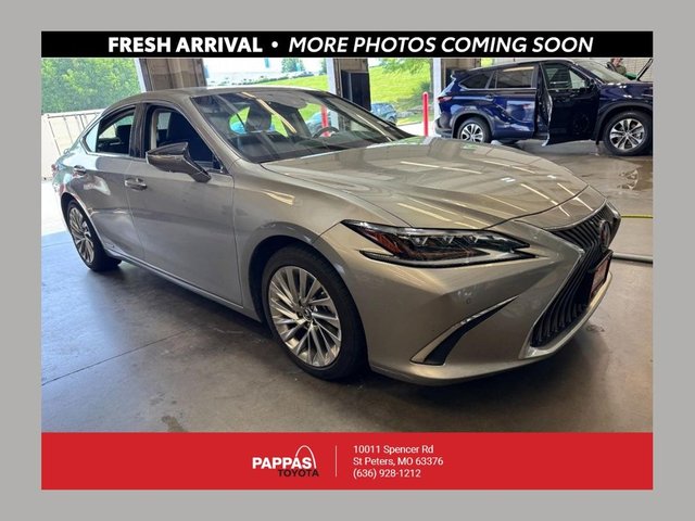 2020 Lexus ES 300h Luxury