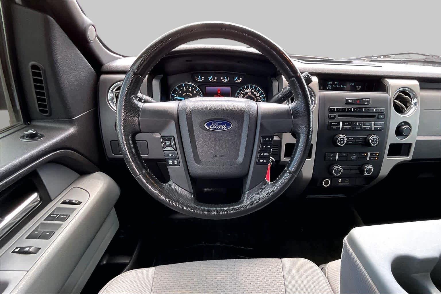 Used 2012 Ingot Silver Metallic Ford XLT image 5