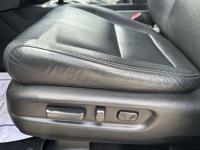 Certified Used 2018 Modern Steel Metallic Honda EX-L image 16