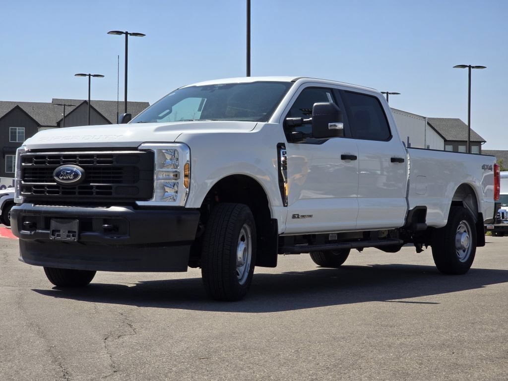New 2026 Oxford White Ford XL image 17