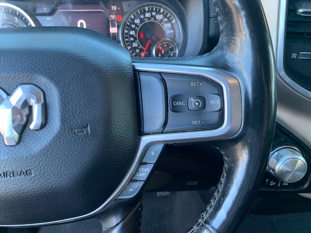 Used 2020 Bright White Clearcoat Ram Laramie image 17