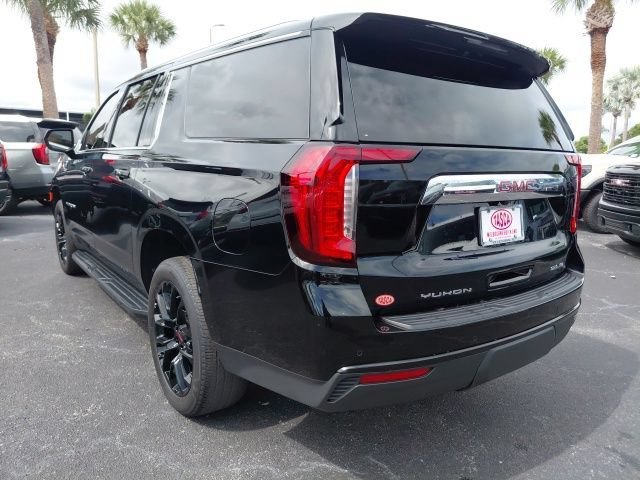 Used 2024 Onyx Black GMC SLE image 8