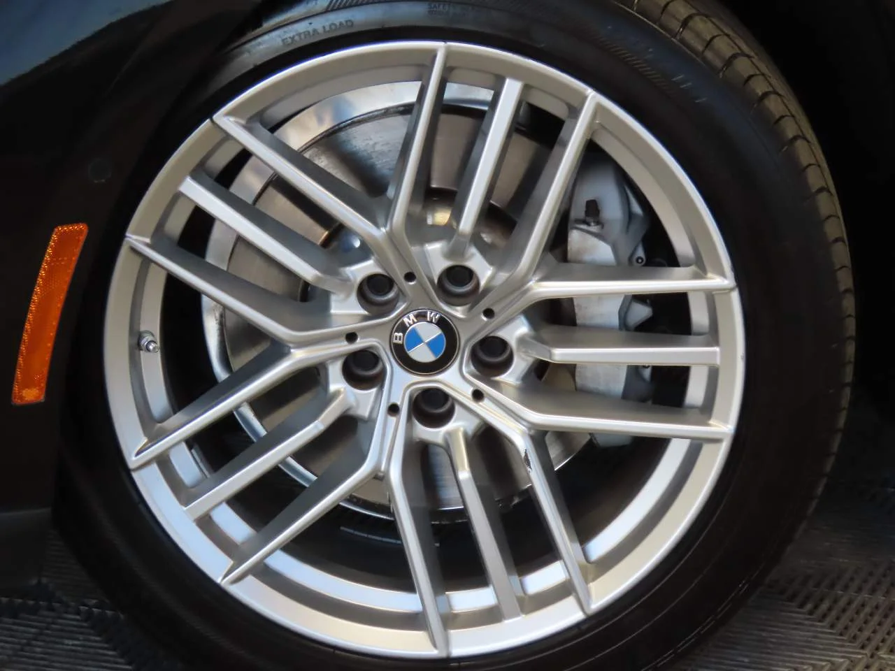 Used 2024 Black Sapphire Metallic BMW 530i image 6