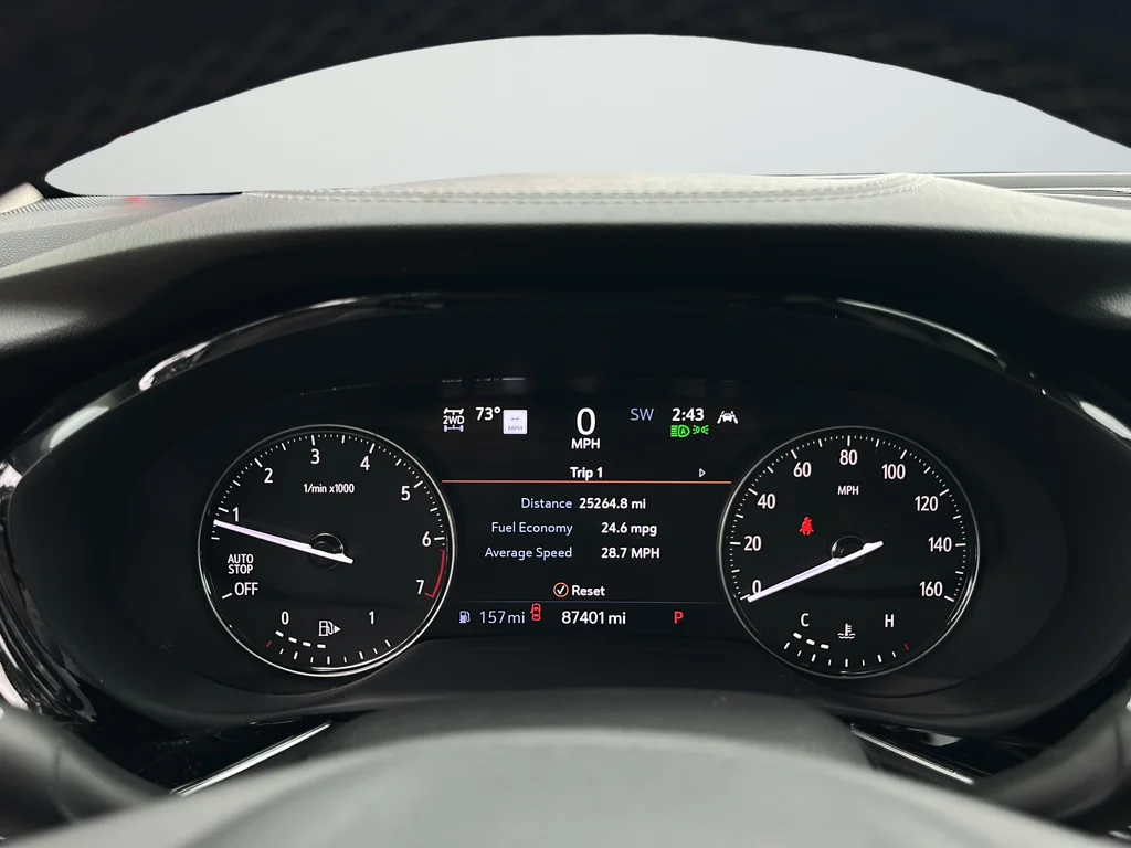 Used 2021 Red Buick Avenir image 12