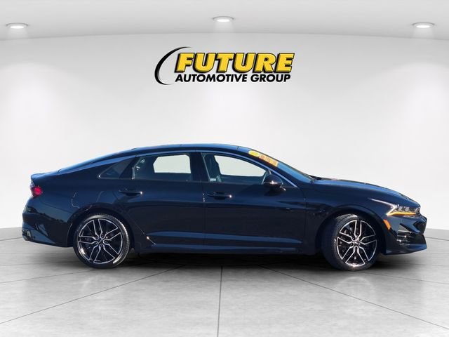 Used 2024 Black Kia GT image 3