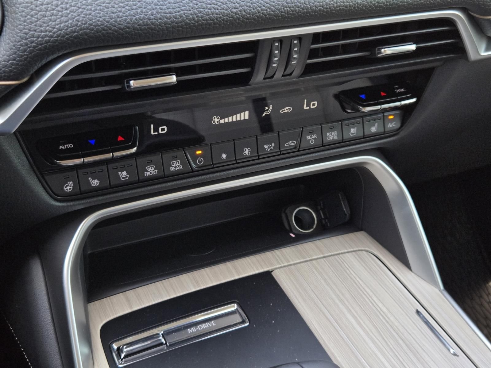 2026 Mazda CX-90 Preferred Package - Photo 18